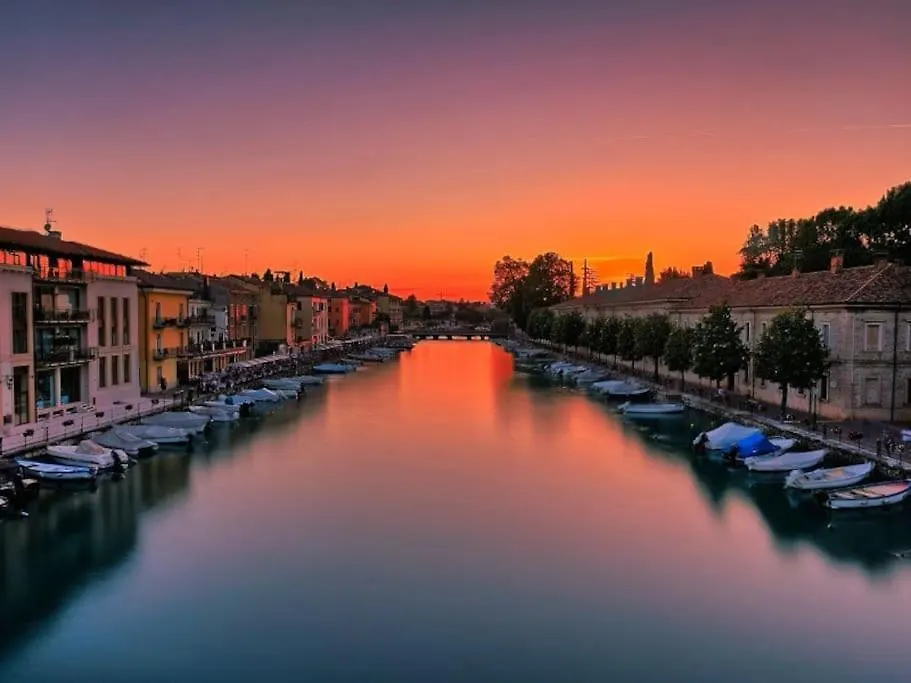 Vinessa- Appartamento E Piscina Peschiera Peschiera del Garda