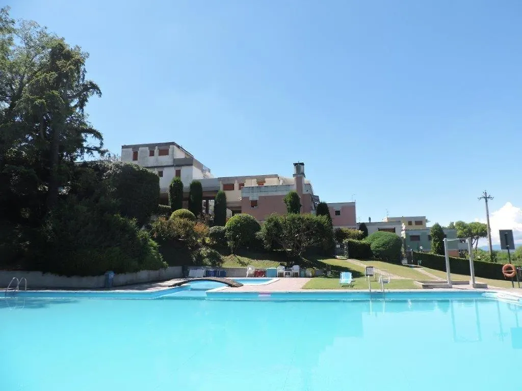 Vinessa- Appartamento E Piscina Peschiera Peschiera del Garda 0*,  Itália