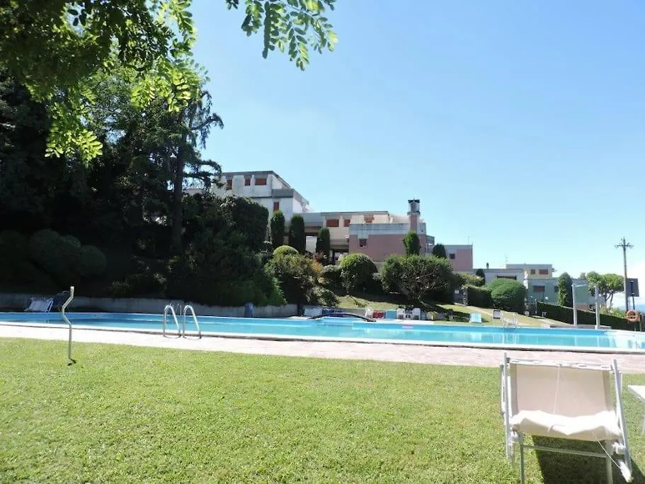 아파트 Vinessa- Appartamento E Piscina Peschiera 페스키에라델가르다